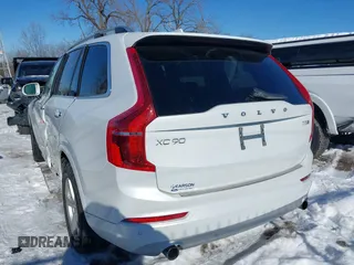2018 Volvo XC90 Momentum with VIN YV4102XK8J1321378, listed as a IAAI auction lot 41304864 with 58,806 mi miles and . Bid and sale history available at DreamBid. Image 3.
