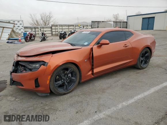 2024 Chevrolet Camaro 1LT z VIN 1G1FB1RS6R0109664, wystawiony jako Copart lot #49248365 z przebiegiem 21 394 mil mil oraz Czysty tytuł • Clean title. Historia ofert i sprzedaży dostępna na DreamBid. Obrazek 1.