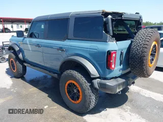 2022 Ford Bronco with VIN 1FMEE5DP5NLA90680, listed as a IAAI auction lot 42198160 with 37,129 mi miles and . Bid and sale history available at DreamBid. Image 3.