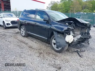 2013 Toyota Highlander Limited z VIN 5TDDK3EH2DS213790, wystawiony jako IAAI lot #42176389 z przebiegiem 255 597 mil mil oraz . Historia ofert i sprzedaży dostępna na DreamBid. Obrazek 1.