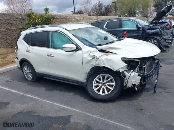 2017 Nissan Rogue S with VIN 5N1AT2MTXHC821253, listed as a IAAI auction lot 41769091 with 88,770 mi miles. Bid and sale history available at carsss.com. Image 1.