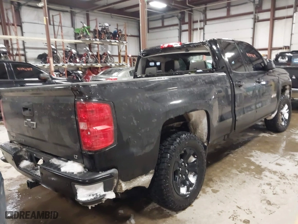 2017 Chevrolet Silverado 1500 LT with VIN 1GCVKREC3HZ183876, listed as a IAAI auction lot 41404639 with 122,367 mi miles. Bid and sale history available at carsss.com. Image 4.