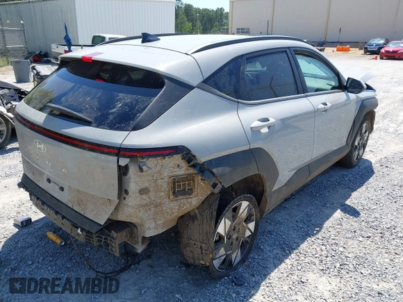 2024 Hyundai Kona SEL with VIN KM8HB3AB2RU171025, listed as a IAAI auction lot 42045900 with 22,002 mi miles and . Bid and sale history available at carsss.com. Image 4.