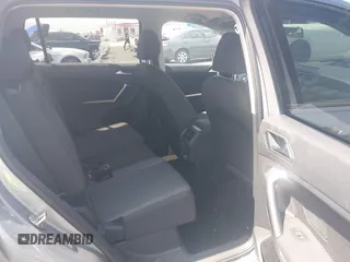 2021 Volkswagen Tiguan S with VIN 3VV1B7AX7MM117954, listed as a IAAI auction lot 42300223 with 45,587 mi miles and . Bid and sale history available at DreamBid. Image 8.