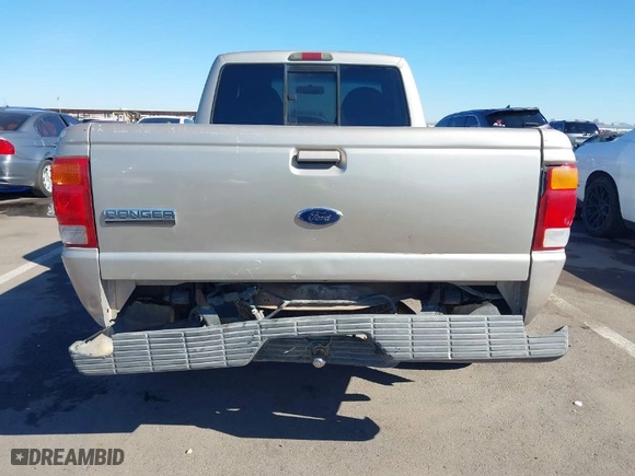 1998 Ford Ranger XL with VIN 1FTYR10C9WTA26130, listed as a IAAI auction lot 41881782 with 275,826 mi miles. Bid and sale history available at carsss.com. Image 6.