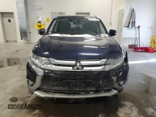 2017 Mitsubishi Outlander GT with VIN JA4JZ4AX2HZ605703, listed as a Copart auction lot 44442425 with 196,804 mi miles and Clean title. Bid and sale history available at DreamBid. Image 5.