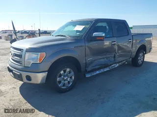 2013 Ford F-150 XL with VIN 1FTFW1CT2DKE96952, listed as a IAAI auction lot 41592253 with 160,119 mi miles. Bid and sale history available at carsss.com. Image 17.