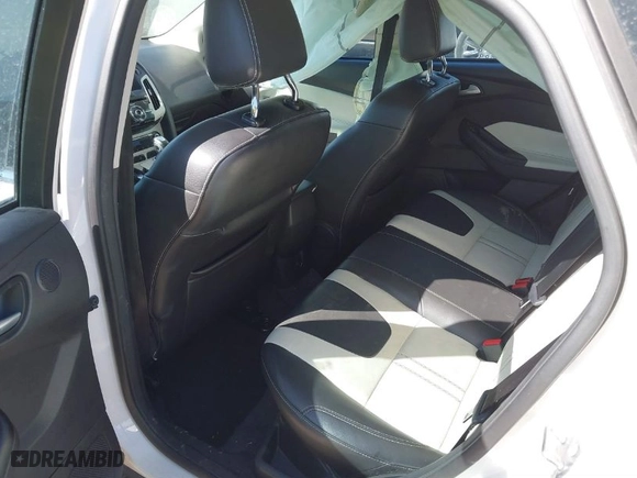 2012 Ford Focus SEL with VIN 1FAHP3M22CL378874, listed as a IAAI auction lot 41786414 with 190,504 mi miles. Bid and sale history available at carsss.com. Image 8.