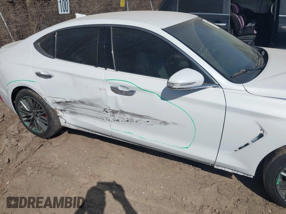 2019 Genesis G70 Advanced with VIN KMTG54LE7KU035128, listed as a IAAI auction lot 41805564 with 35,277 mi miles and . Bid and sale history available at carsss.com. Image 18.