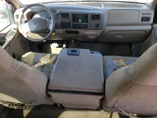 1999 Ford Super Duty F-250 XL with VIN 1FTNW21F5XEE10907, listed as a Copart auction lot 48815195 with 258,271 mi miles and Clean Title. Bid and sale history available at carsss.com. Image 8.