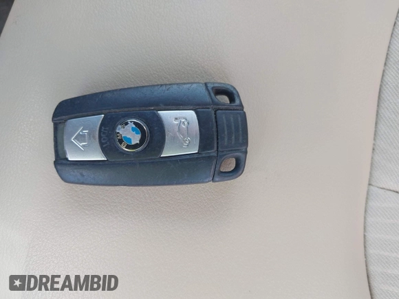 2007 BMW 3 Series 328i with VIN WBAVA37577NL17404, listed as a IAAI auction lot 42481460 with Not provided miles and . Bid and sale history available at DreamBid. Image 11.