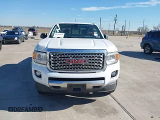 2018 GMC Canyon 4WD Denali with VIN 1GTG6EEN3J1262282, listed as a IAAI auction lot 41346221 with 104,348 mi miles. Bid and sale history available at carsss.com. Image 11.