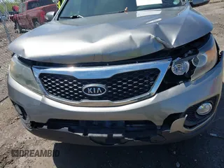 2011 Kia Sorento LX with VIN 5XYKT4A15BG175047, listed as a IAAI auction lot 42161402 with 102,509 mi miles and . Bid and sale history available at DreamBid. Image 6.
