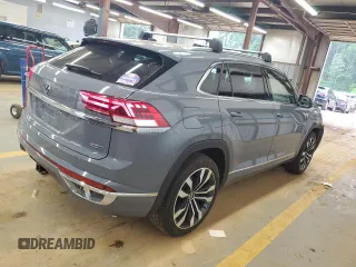 2021 Volkswagen Atlas SEL Premium R-Line with VIN 1V2FE2CA2MC238981, listed as a Copart auction lot 62637875 with 43,064 mi miles and Salvage title. Bid and sale history available at DreamBid. Image 3.
