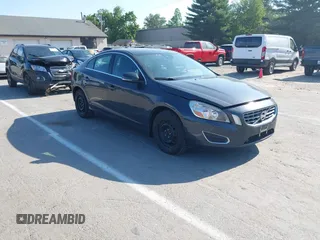 2012 Volvo S60 T5 with VIN YV1622FSXC2111294, listed as a IAAI auction lot 42692366 with 176,572 mi miles and . Bid and sale history available at DreamBid. Image 1.