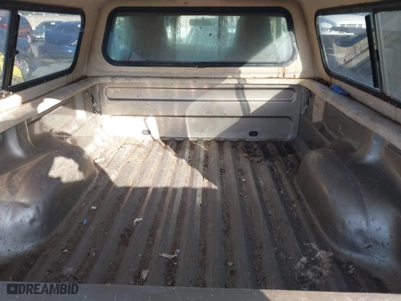 2004 Ford Ranger XL with VIN 1FTYR10D44PA73094, listed as a IAAI auction lot 41778218 with 189,853 mi miles. Bid and sale history available at carsss.com. Image 8.