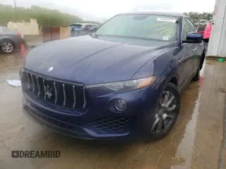 2017 Maserati Levante with VIN ZN661XUA1HX246723, listed as a Copart auction lot 44606032 with 35,549 mi miles. Bid and sale history available at carsss.com. Image 2.
