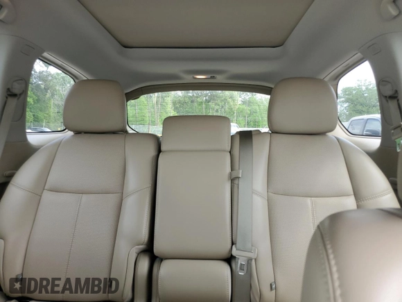 2018 Nissan Pathfinder Platinum z VIN 5N1DR2MN0JC670913, wystawiony jako Copart lot #51624585 z przebiegiem Nie podano mil oraz Szkoda całkowita • Salvage title. Historia ofert i sprzedaży dostępna na DreamBid. Obrazek 10.