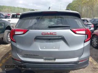 2024 GMC Terrain SLE z VIN 3GKALMEG7RL190649, wystawiony jako IAAI lot #41952934 z przebiegiem 20 473 mil mil oraz . Historia ofert i sprzedaży dostępna na DreamBid. Obrazek 16.