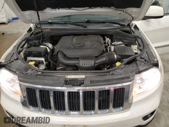 2011 Jeep Grand Cherokee Laredo with VIN 1J4RR4GG0BC562015, listed as a Copart auction lot 52925965 with 125,523 mi miles and Non Repairable. Bid and sale history available at carsss.com. Image 12.
