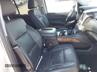 2016 Chevrolet Tahoe LTZ with VIN 1GNSKCKC1GR452600, listed as a IAAI auction lot 42305719 with 121,041 mi miles and . Bid and sale history available at DreamBid. Image 5.