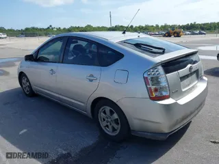 2007 Toyota Prius with VIN JTDKB20U477640537, listed as a IAAI auction lot 42016544 with 247,468 mi miles. Bid and sale history available at carsss.com. Image 3.