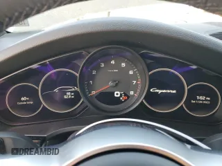 2022 Porsche Cayenne z VIN WP1AA2AY4NDA07033, wystawiony jako Copart lot #38195123 z przebiegiem 55 mil mil oraz . Historia ofert i sprzedaży dostępna na DreamBid. Obrazek 9.