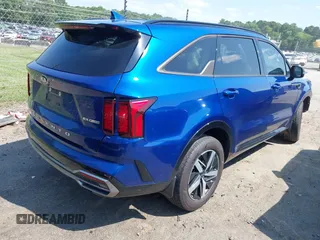 2021 Kia Sorento EX with VIN 5XYRHDLF9MG057885, listed as a IAAI auction lot 42409576 with 45,867 mi miles and . Bid and sale history available at DreamBid. Image 4.
