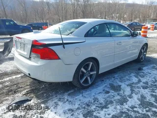 2013 Volvo C70 T5 with VIN YV1672MC5DJ142005, listed as a IAAI auction lot 41634212 with 94,435 mi miles. Bid and sale history available at carsss.com. Image 4.