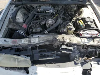 1996 Ford Thunderbird LX z VIN 1FALP62W7TH119284, wystawiony jako Copart lot #71701084 z przebiegiem 239 462 mil mil oraz Szkoda całkowita • Salvage title. Historia ofert i sprzedaży dostępna na DreamBid. Obrazek 11.