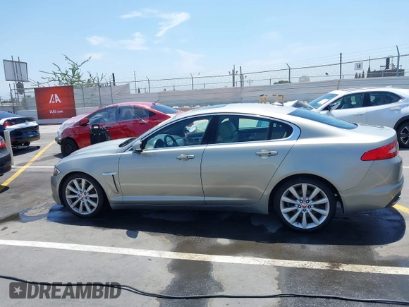 2014 Jaguar XF SC with VIN SAJWA0EX4E8U17743, listed as a IAAI auction lot 40046034 with 134,953 mi miles and . Bid and sale history available at DreamBid. Image 14.
