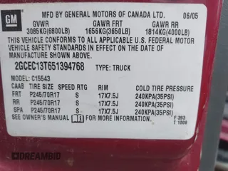 2005 Chevrolet Silverado 1500 LS z VIN 2GCEC13T651394768, wystawiony jako IAAI lot #41941443 z przebiegiem 371 563 mil mil oraz . Historia ofert i sprzedaży dostępna na DreamBid. Obrazek 9.