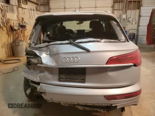 2022 Audi Q5 S line Premium Plus with VIN WA1EAAFY3N2114442, listed as a Copart auction lot 49641025 with 0 mi miles and Salvage Title. Bid and sale history available at carsss.com. Image 6.