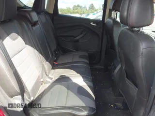 2016 Ford Escape SE z VIN 1FMCU9G91GUA83186, wystawiony jako IAAI lot #42190519 z przebiegiem 103 583 mil mil oraz . Historia ofert i sprzedaży dostępna na DreamBid. Obrazek 8.