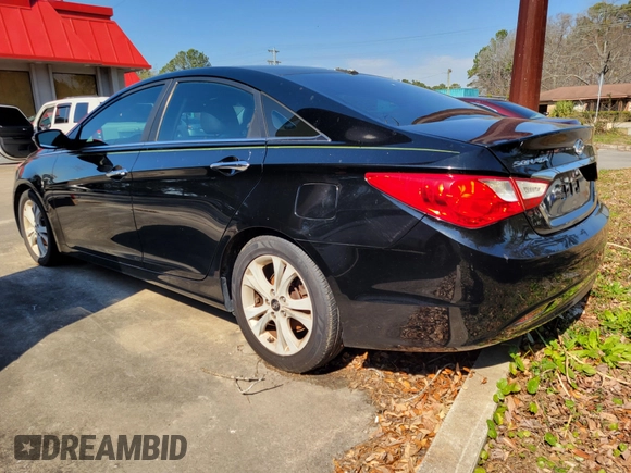 2011 Hyundai Sonata SE with VIN 5NPEC4AC6BH002791, listed as a IAAI auction lot 41705710 with 222,753 mi miles. Bid and sale history available at carsss.com. Image 3.