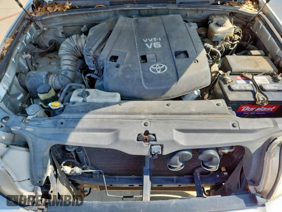 2004 Toyota 4Runner SR5 с VIN JTEZU14R848021577, выставлен на аукционе Copart как лот 59223625 с пробегом 316 977 миль миль и Списание • Salvage title. История ставок и продаж доступна на DreamBid. Изображение 12.