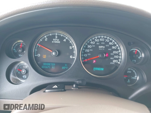 2013 Chevrolet Suburban LT with VIN 1GNSCJE08DR102735, listed as a IAAI auction lot 42228063 with 101,671 mi miles and . Bid and sale history available at DreamBid. Image 7.