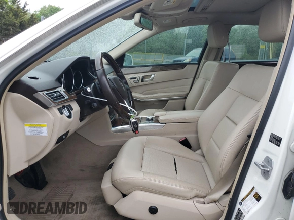 2014 Mercedes-Benz E 350 Luxury with VIN WDDHF8JB1EA814827, listed as a Copart auction lot 54830405 with 120,332 mi miles and Clean Title. Bid and sale history available at DreamBid. Image 7.