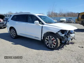 2025 Cadillac XT6 AWD Sport z VIN 1GYKPHRS5SZ101521, wystawiony jako Copart lot #48552185 z przebiegiem 262 mil mil oraz Szkody całkowita. Historia ofert i sprzedaży dostępna na DreamBid. Obrazek 4.