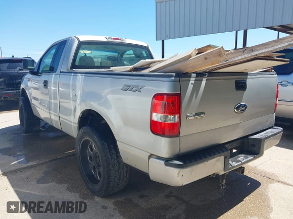2006 Ford F-150 XL with VIN 1FTRF12W76NB41396, listed as a IAAI auction lot 42305923 with 379,283 mi miles and . Bid and sale history available at DreamBid. Image 3.