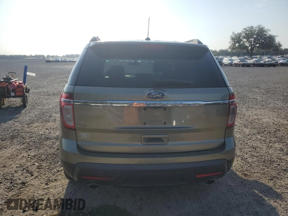 2012 Ford Explorer XLT z VIN 1FMHK7D81CGA57434, wystawiony jako Copart lot #55700265 z przebiegiem Nie podano mil oraz Szkoda całkowita • Salvage title. Historia ofert i sprzedaży dostępna na DreamBid. Obrazek 6.