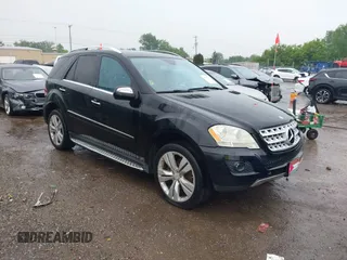 2009 Mercedes-Benz M 350 z VIN 4JGBB86E99A520351, wystawiony jako IAAI lot #42370201 z przebiegiem 187 562 mil mil oraz . Historia ofert i sprzedaży dostępna na DreamBid. Obrazek 1.