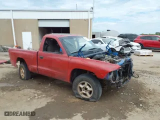 1998 Dodge Dakota SLT with VIN 1B7FL26X4WS647242, listed as a IAAI auction lot 40359679 with 1 mi miles. Bid and sale history available at carsss.com. Image 1.