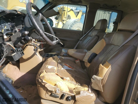 2000 Chevrolet Silverado 1500 LS with VIN 2GCEC19T8Y1274739, listed as a Copart auction lot 88665185 with 0 mi miles and Non Repairable. Bid and sale history available at carsss.com. Image 7.