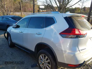 2018 Nissan Rogue S with VIN KNMAT2MT1JP597051, listed as a IAAI auction lot 41814178 with 181,563 mi miles and . Bid and sale history available at carsss.com. Image 14.