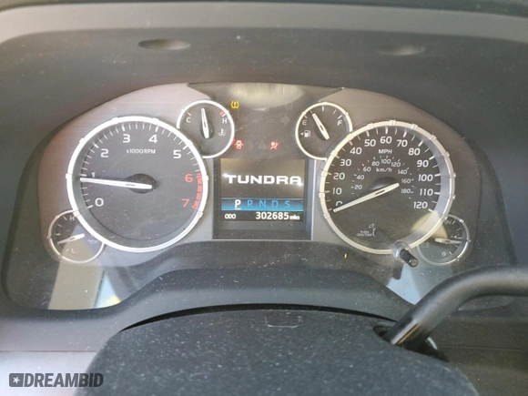 2014 Toyota Tundra 4WD Truck SR with VIN 5TFCY5F1XEX017048, listed as a Copart auction lot 82190834 with 302,685 mi miles and Salvage Title. Bid and sale history available at carsss.com. Image 9.
