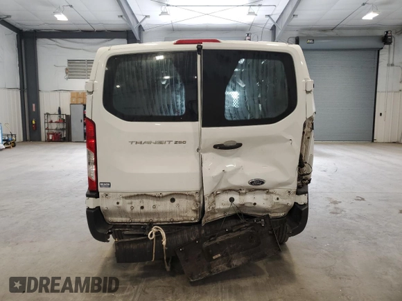 2019 Ford Transit z VIN 1FTYR1ZM9KKB51799, wystawiony jako Copart lot #48765045 z przebiegiem 261 954 mil mil oraz Szkoda całkowita • Salvage title. Historia ofert i sprzedaży dostępna na DreamBid. Obrazek 6.