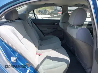 2009 Honda Civic LX z VIN 1HGFA16579L012949, wystawiony jako IAAI lot #41938215 z przebiegiem 180 795 mil mil oraz . Historia ofert i sprzedaży dostępna na DreamBid. Obrazek 8.
