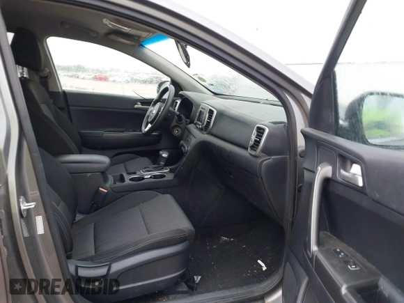 2017 Kia Sportage LX with VIN KNDPM3AC6H7233672, listed as a IAAI auction lot 42215738 with 130,112 mi miles and . Bid and sale history available at carsss.com. Image 5.