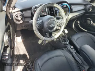 2015 MINI Hardtop 4 Door z VIN WMWXS5C5XFT827473, wystawiony jako Copart lot #58261135 z przebiegiem 75 439 mil mil oraz Szkoda całkowita • Salvage title. Historia ofert i sprzedaży dostępna na DreamBid. Obrazek 8.